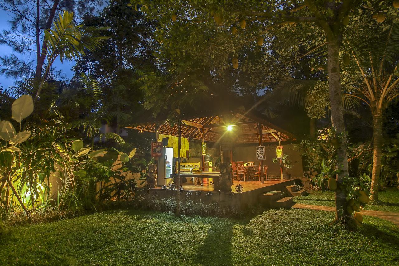 Manggis Sari Guesthouse Ubud  Bagian luar foto