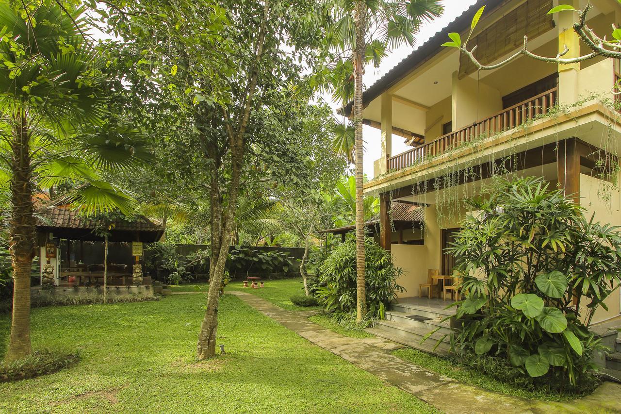 Manggis Sari Guesthouse Ubud  Bagian luar foto