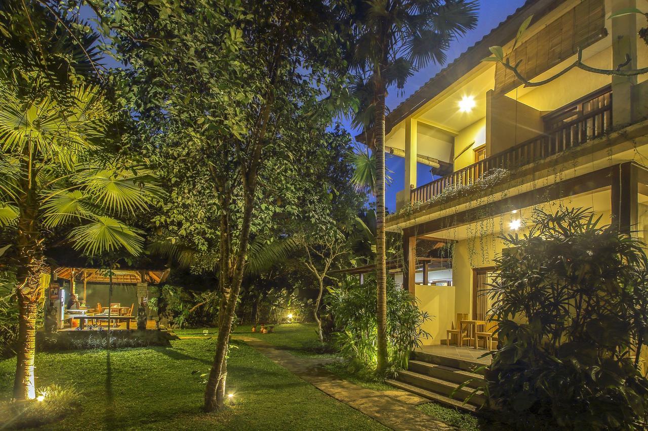 Manggis Sari Guesthouse Ubud  Bagian luar foto